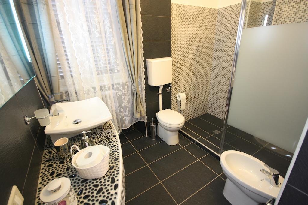 B&B 7 Archi Como Pokoj fotografie